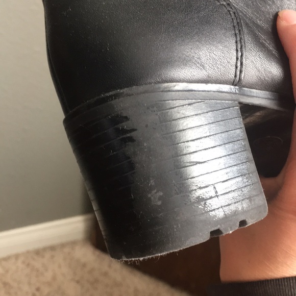 Vintage St. John’s Bay black ankle booties! - Picture 8 of 15